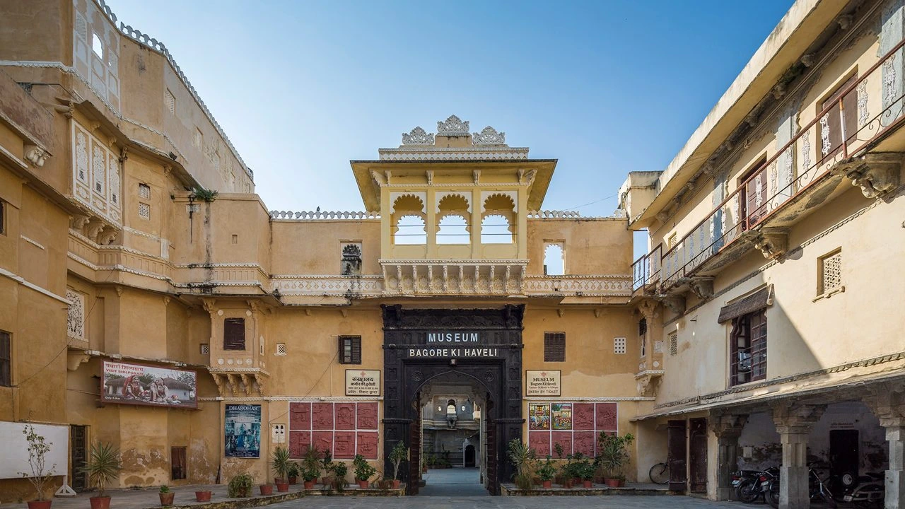 Bagore Ki Haveli Udaipur entrance at Gangaur Ghat