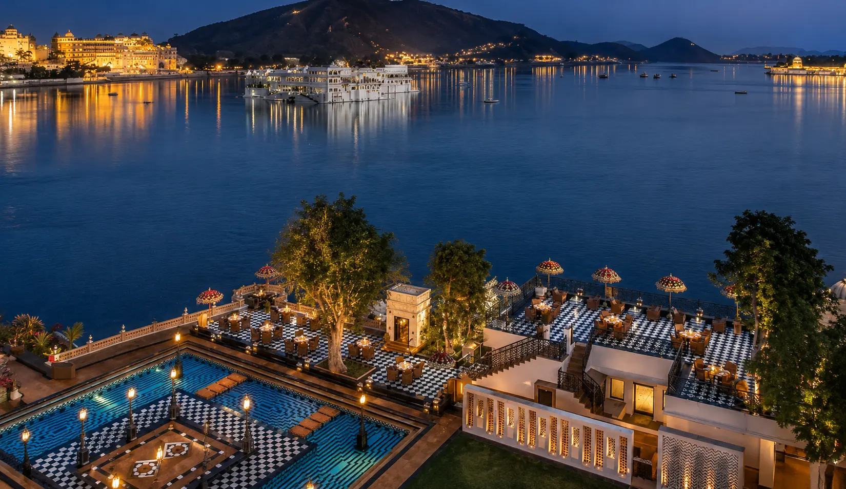 Rooftop restaurants in Udaipur