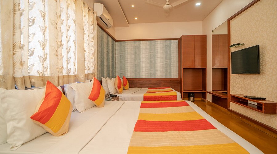Uddhav Vilas Udaipur room accommodation